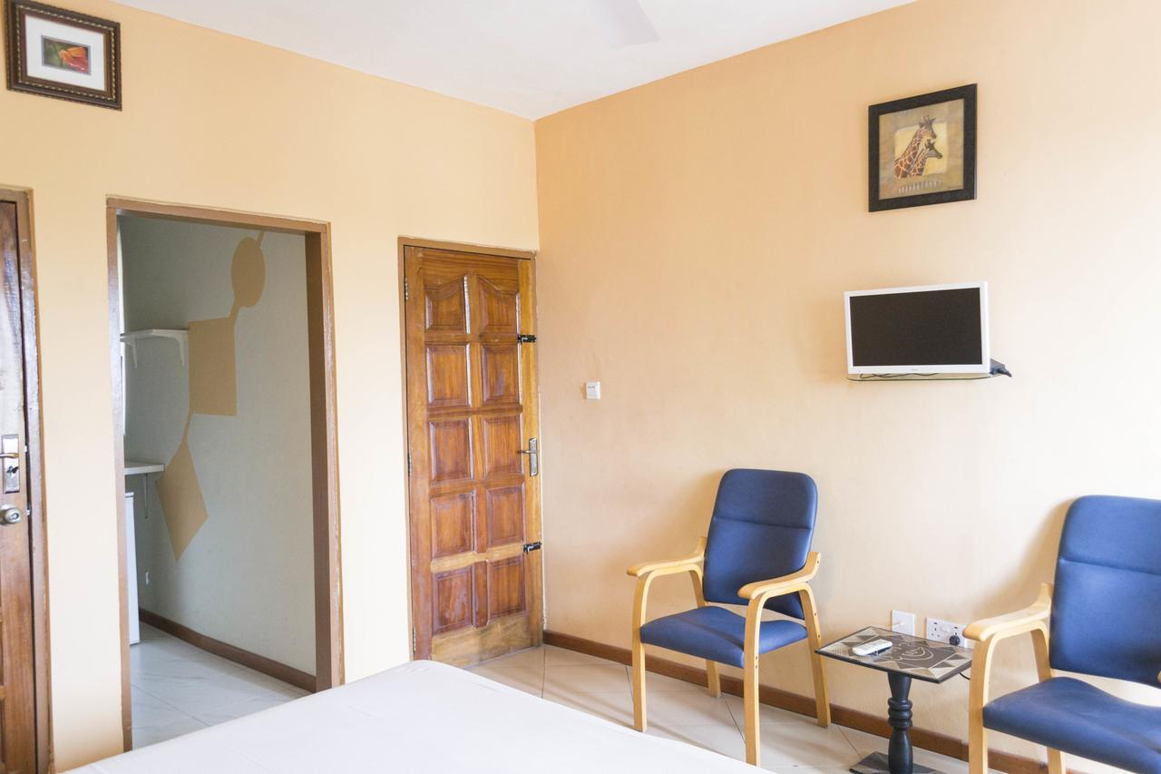 Cheers Guesthouse Botianaw Bagian luar foto