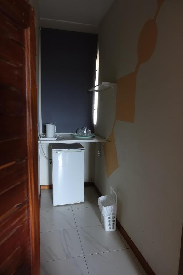 Cheers Guesthouse Botianaw Bagian luar foto