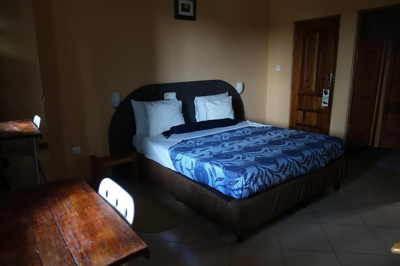 Cheers Guesthouse Botianaw Bagian luar foto