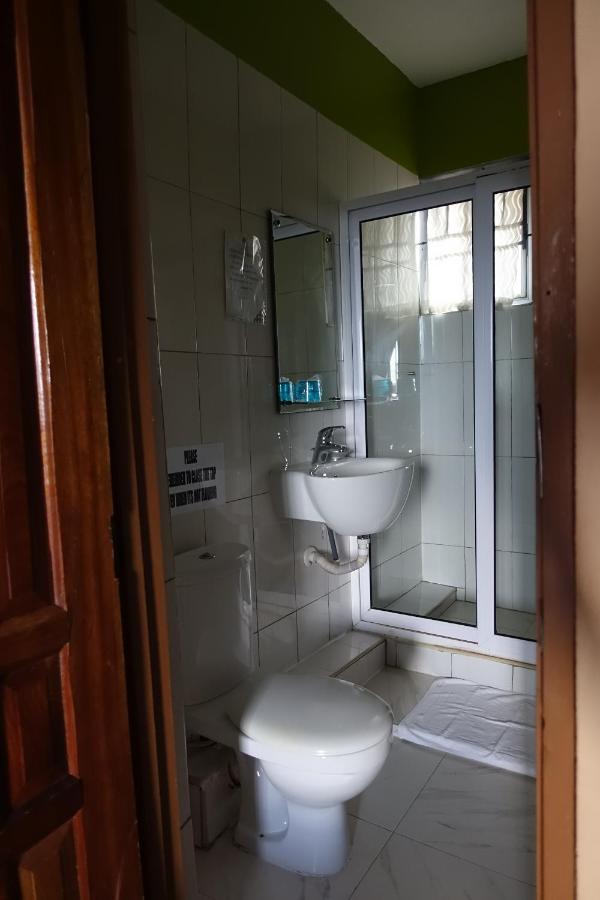 Cheers Guesthouse Botianaw Bagian luar foto
